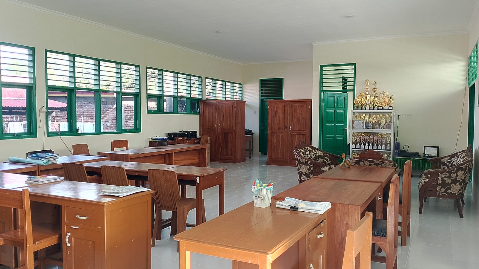 Ruang Guru/Administrasi